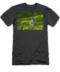 Lemur Sitting on Its Tail Marv Vandehey T-Shirt